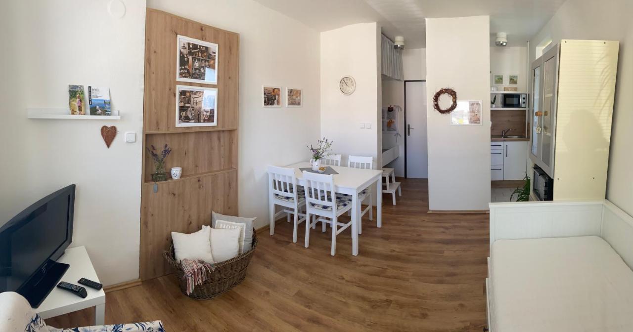Apartmán v Březí Brezi Exterior foto